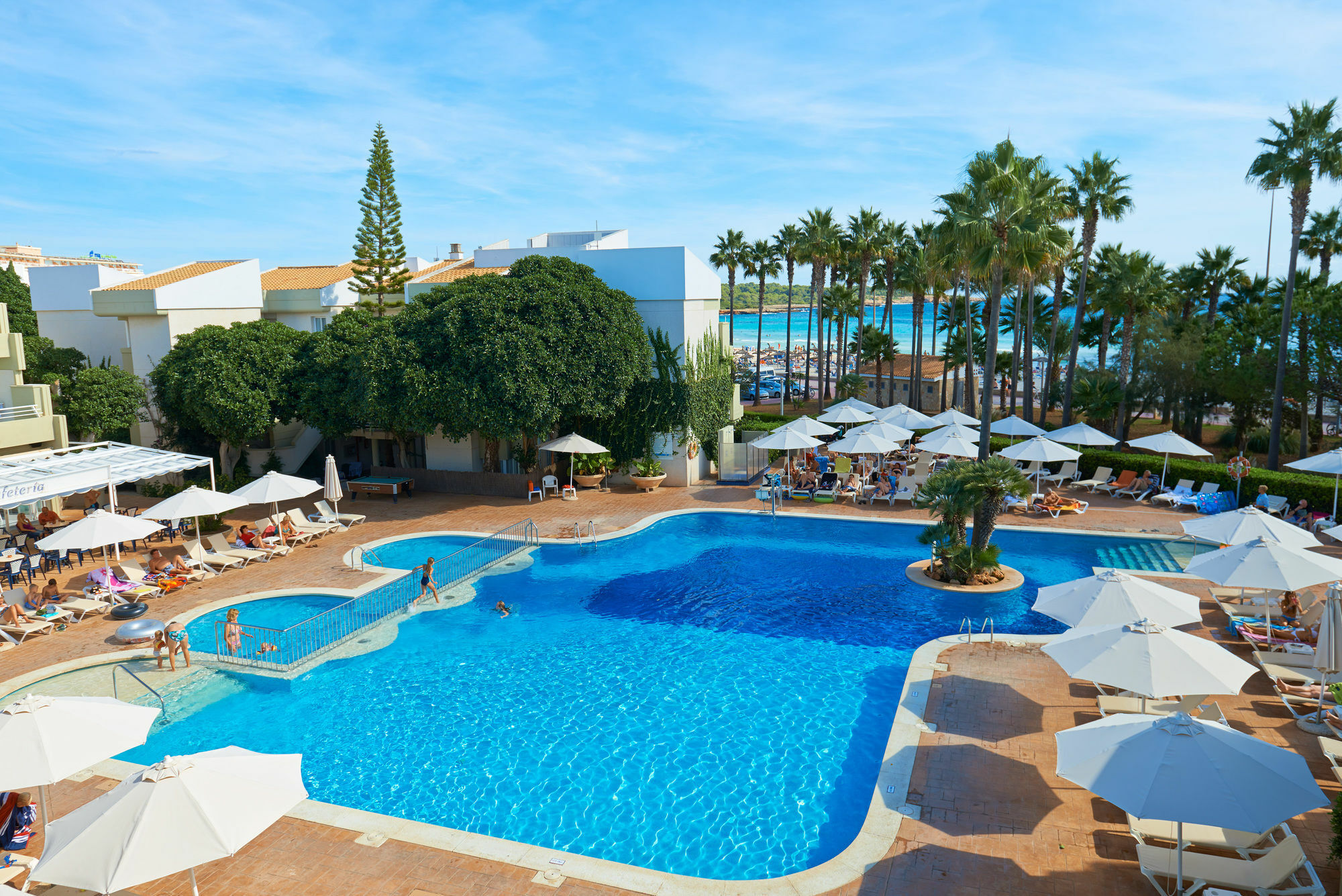 Feriested Hipotels Mediterraneo Club Sa Coma (Mallorca)